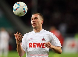 秘饭直播-世俱杯球场交通攻略指南：观众到场全流程路线推荐