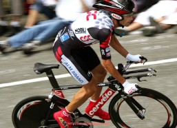 秘饭直播-何敬佳球员在CBA所效力的球队介绍