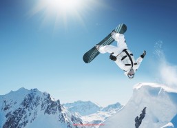 秘饭直播-法甲外援适应策略详解：心理、战术与文化三位一体提升法